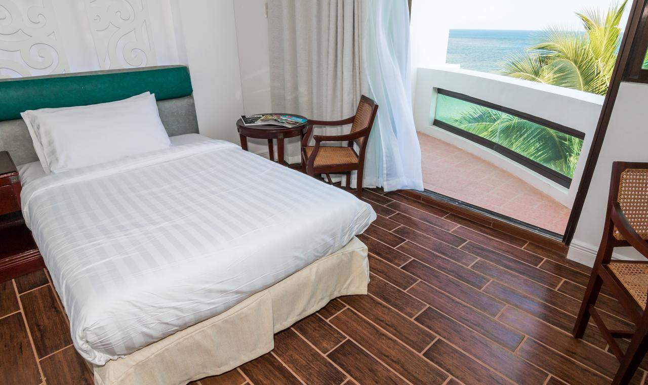 Vitalis White Sands Hotel Santiago  Room photo